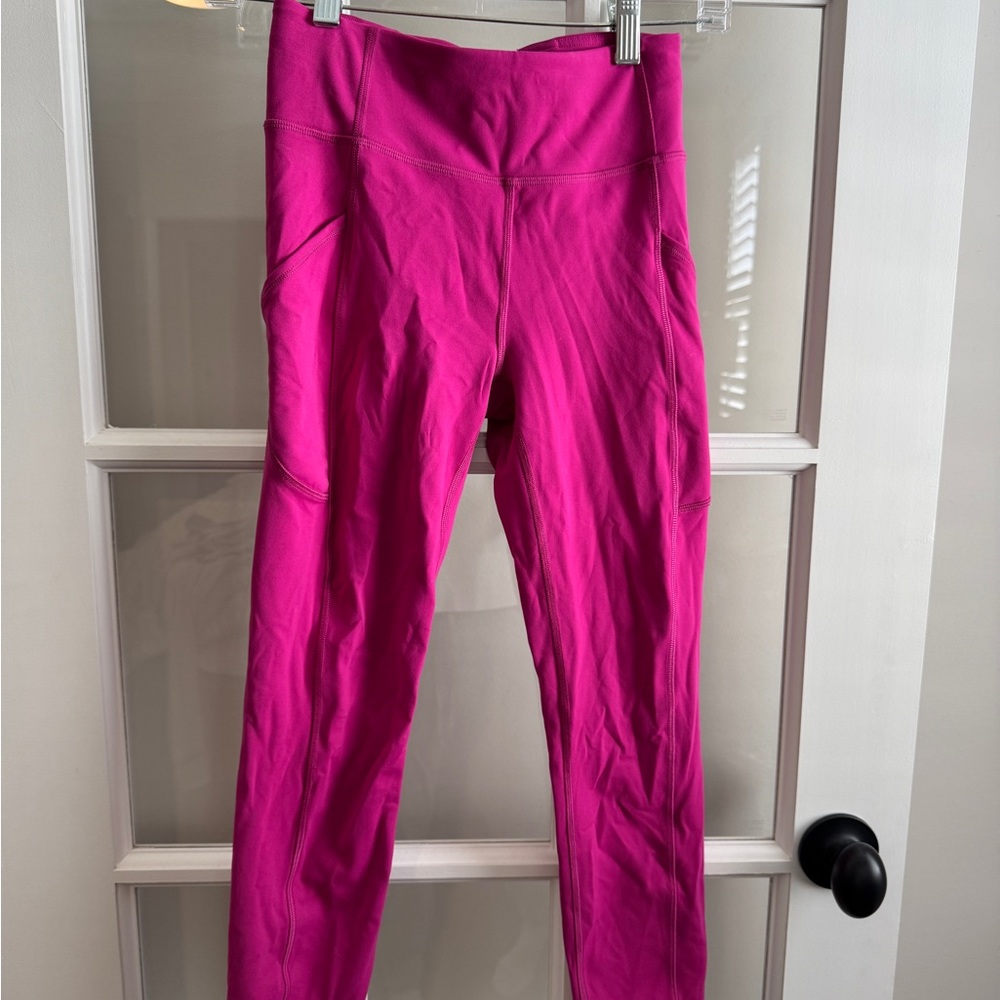 Lululemon Wunder Train Leggings with pockets 25” length